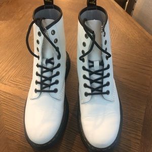 Doc Marten 1460 smooth leather lace up boots